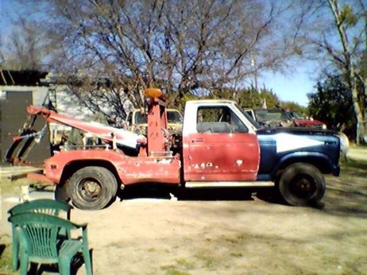 Thumbnail Photo undefined for 1983 Ford F250